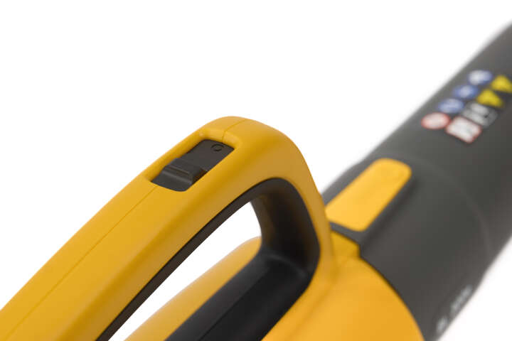 STIGA Akku-Laubbläser BL 300e Kit